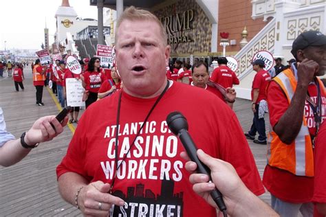 Powerful boss of casino union leaving post in Atlantic City